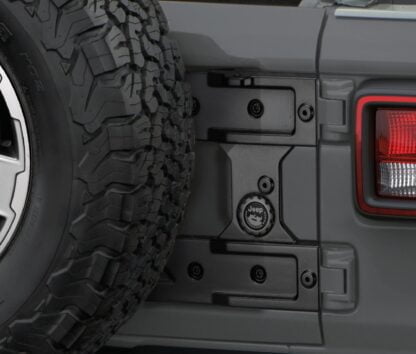 Off4rd: Rinforzo del portellone posteriore della Jeep Wrangler JL