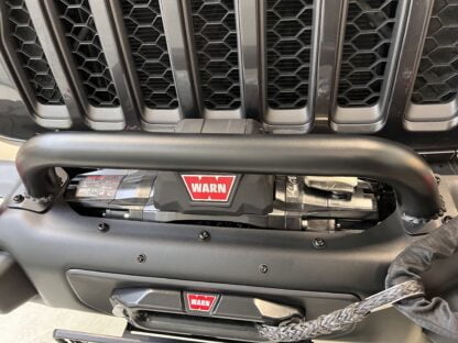 Off4rd: Jeep Wrangler JL paraurti anteriore Rubicon in acciaio con bullbar